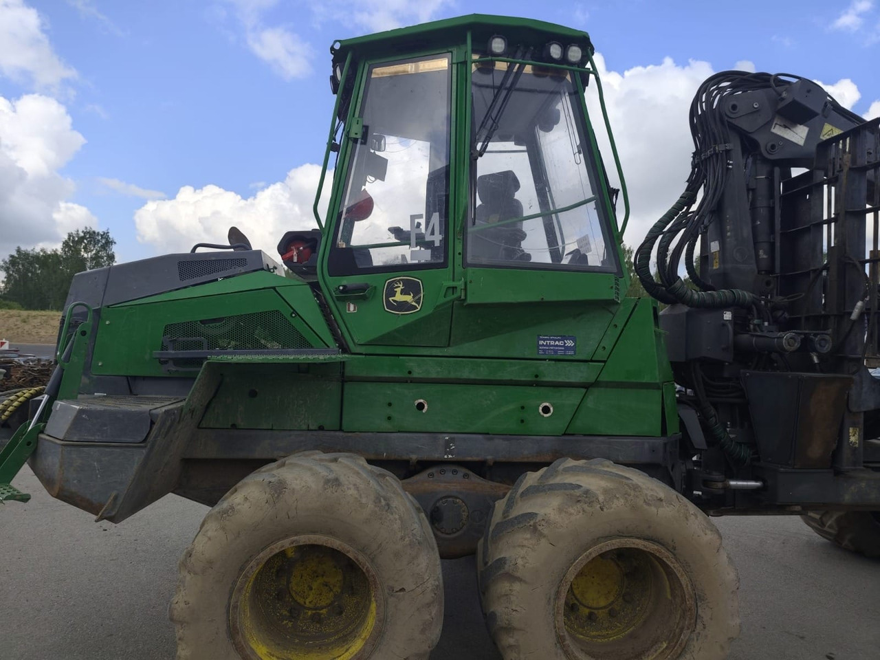 JOHN DEERE 910G - Prevoznik: slika 2 JOHN DEERE 910G - Prevoznik: slika 2