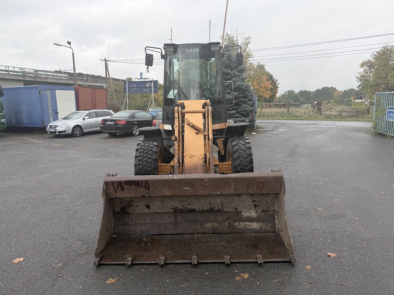 Case 121 E - Utovarivač točkaš: slika 2 Case 121 E - Utovarivač točkaš: slika 2