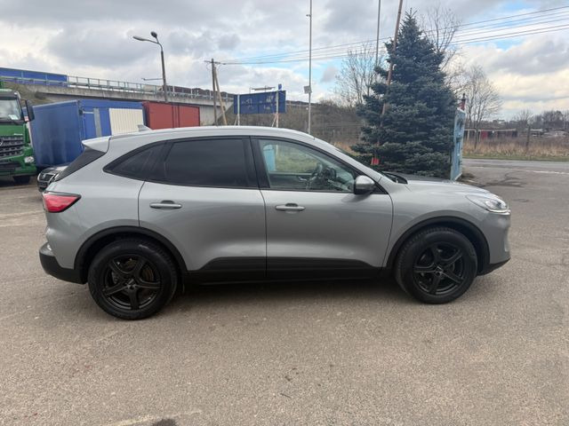 Ford Kuga Trend - Limuzina: slika 3 Ford Kuga Trend - Limuzina: slika 3