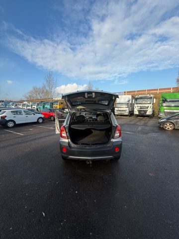 Limuzina Opel Antara Cosmo 4x4: slika 14 Limuzina Opel Antara Cosmo 4x4: slika 14