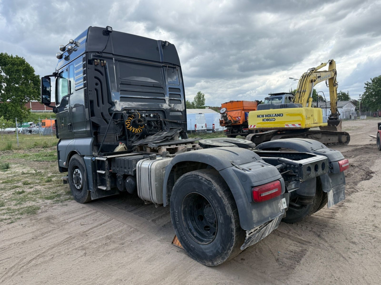 MAN TGX 18.500 Hydrodrive Kipphydraulik Motorschaden - Tegljač: slika 5 MAN TGX 18.500 Hydrodrive Kipphydraulik Motorschaden - Tegljač: slika 5