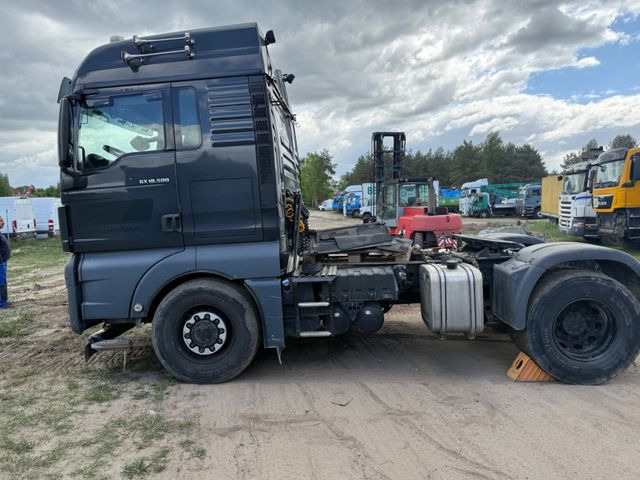 MAN TGX 18.500 Hydrodrive Kipphydraulik Motorschaden - Tegljač: slika 4 MAN TGX 18.500 Hydrodrive Kipphydraulik Motorschaden - Tegljač: slika 4