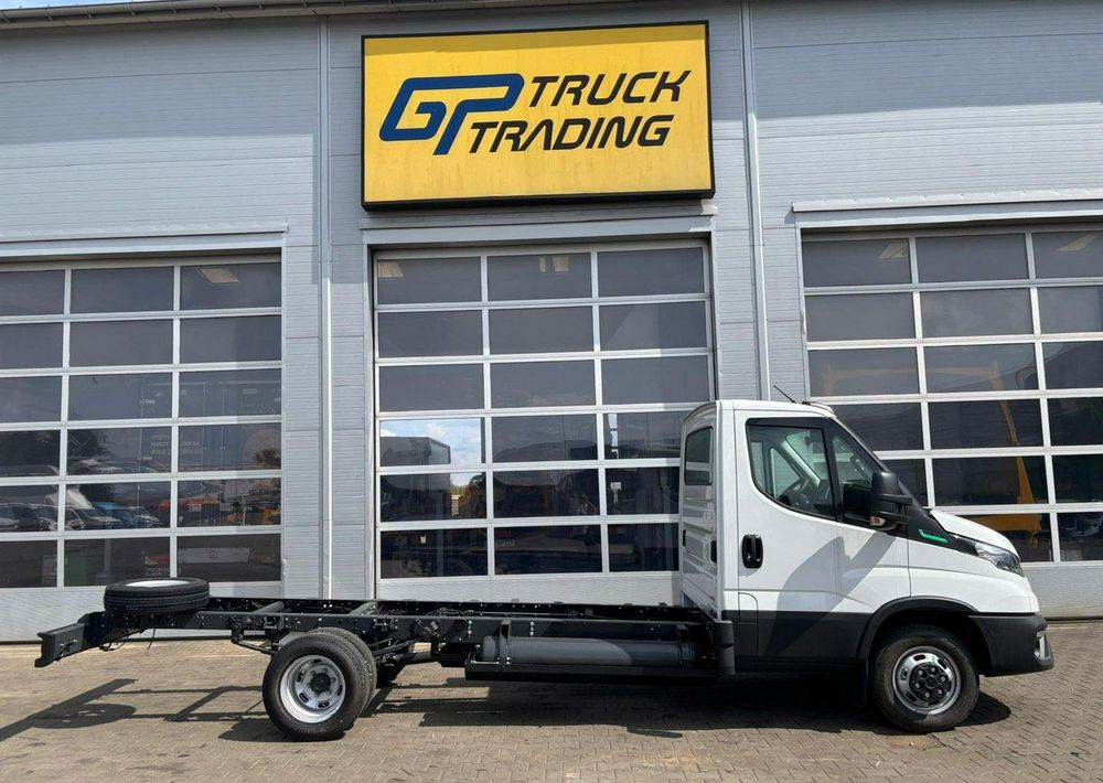 Iveco Daily CNG - Kamion sa golom šasijom i zatvorenom kabinom: slika 3 Iveco Daily CNG - Kamion sa golom šasijom i zatvorenom kabinom: slika 3