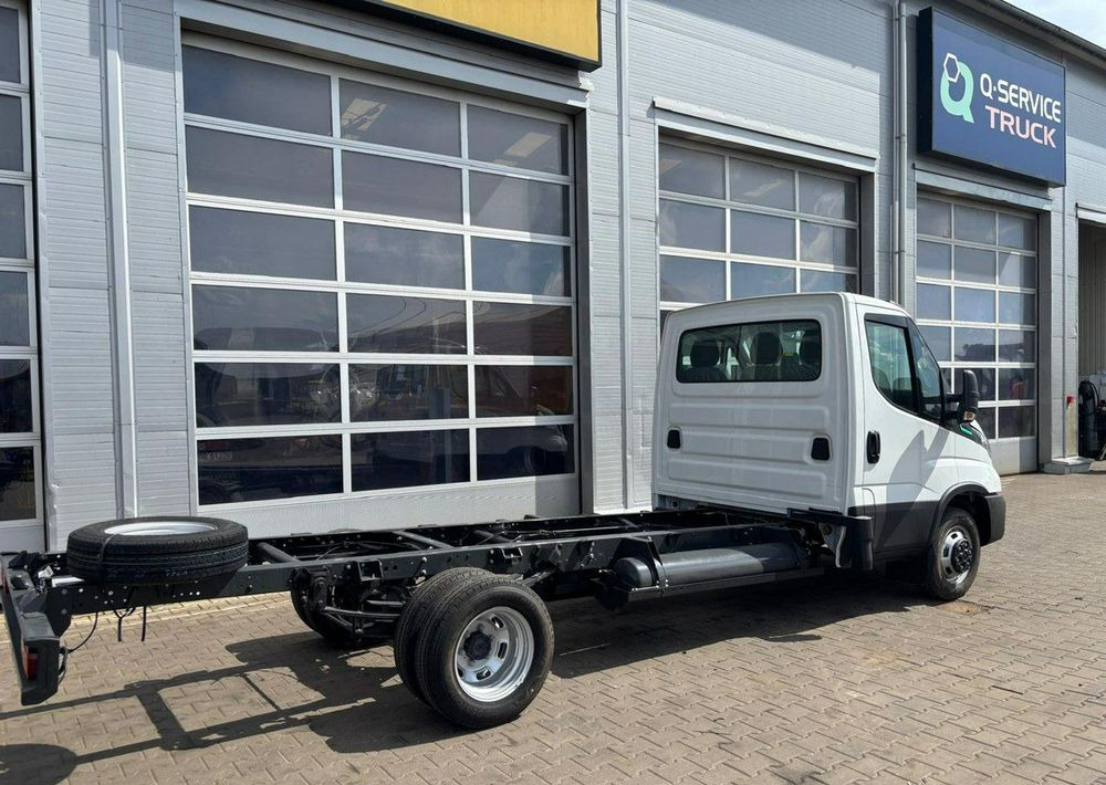 Iveco Daily CNG - Kamion sa golom šasijom i zatvorenom kabinom: slika 5 Iveco Daily CNG - Kamion sa golom šasijom i zatvorenom kabinom: slika 5