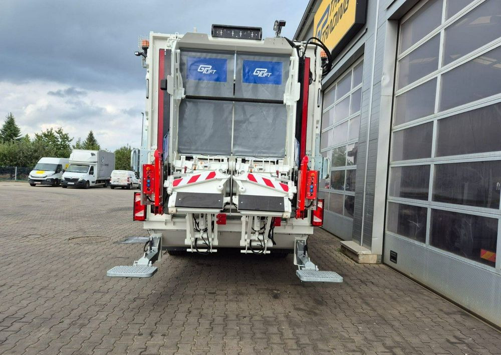 Novu Kamion za smeće MAN TGS 26.330, zabudowa Farid, wrzutnik automatyczny: slika 6 Novu Kamion za smeće MAN TGS 26.330, zabudowa Farid, wrzutnik automatyczny: slika 6