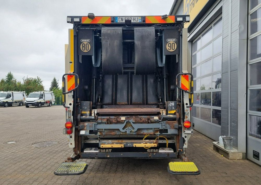 Kamion za smeće Renault D26: slika 8