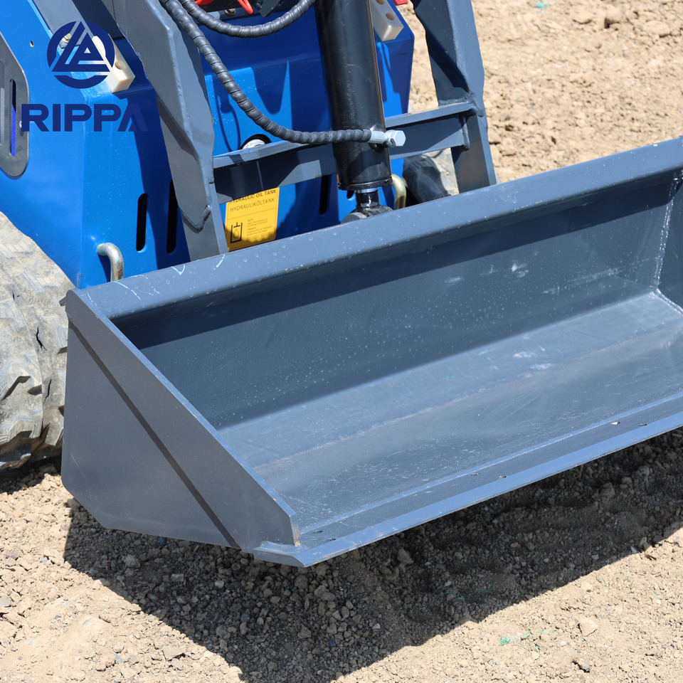 Novu Mini utovarivač Rippa RS03 skid steer loader B&S engine EPA  Germany Stock: slika 21