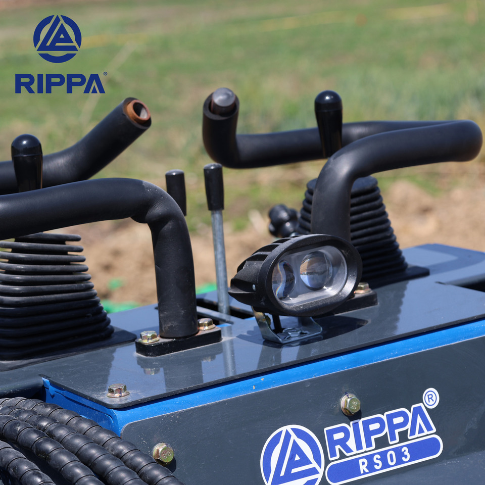 Novu Mini utovarivač Rippa RS03 skid steer loader B&S engine EPA  Germany Stock: slika 18
