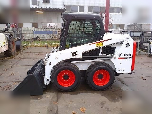 BOBCAT S450 - Mini utovarivač: slika 2 BOBCAT S450 - Mini utovarivač: slika 2