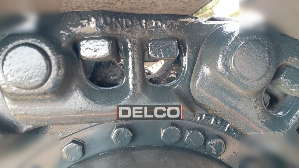 HYUNDAI ROBEX 210 - Bager guseničar: slika 4 HYUNDAI ROBEX 210 - Bager guseničar: slika 4