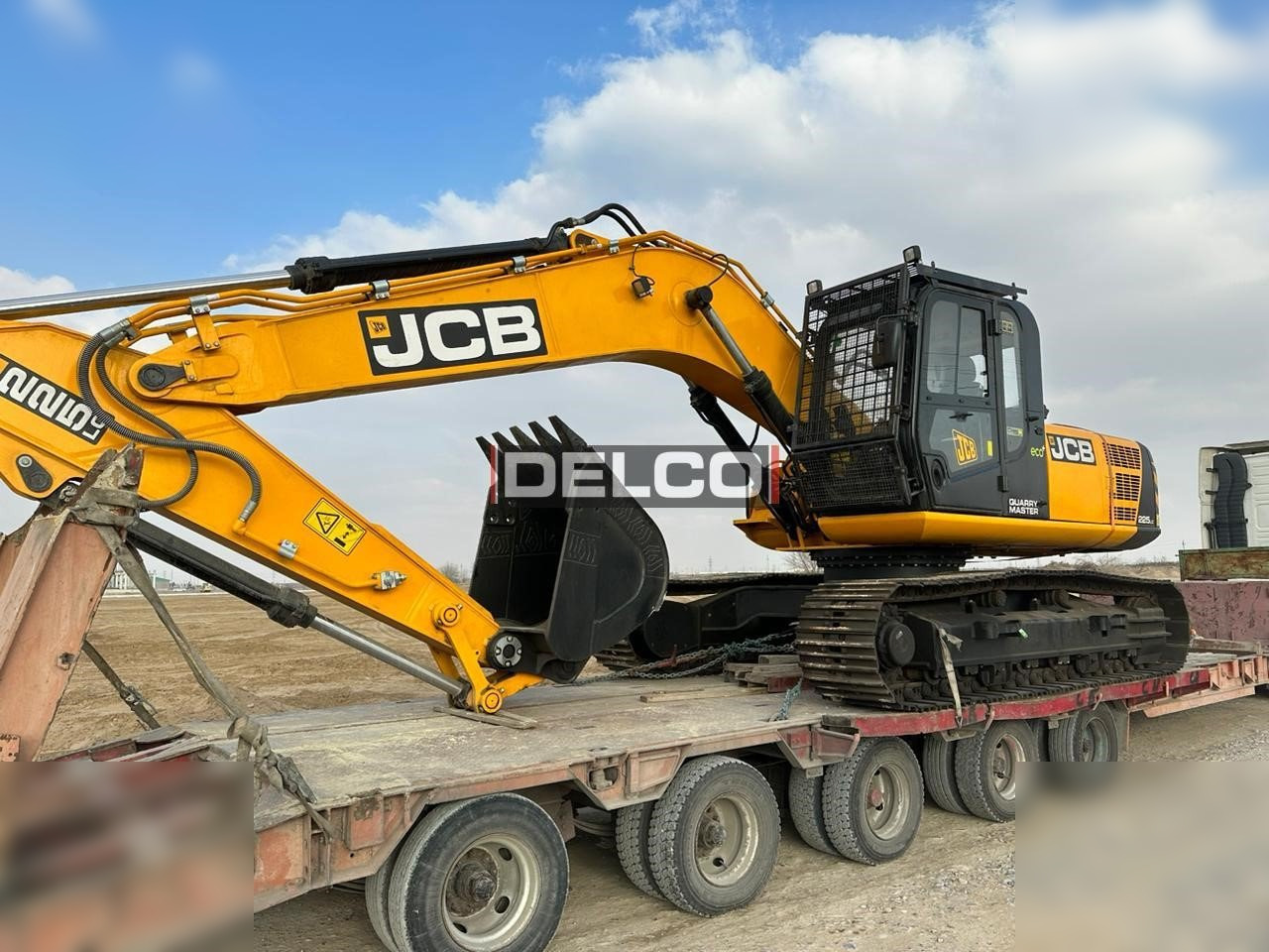 JCB 225 LC - Bager guseničar: slika 1 JCB 225 LC - Bager guseničar: slika 1