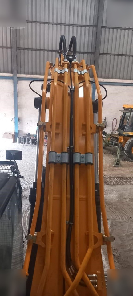 Lizing JCB JS210 LC JCB JS210 LC: slika 7