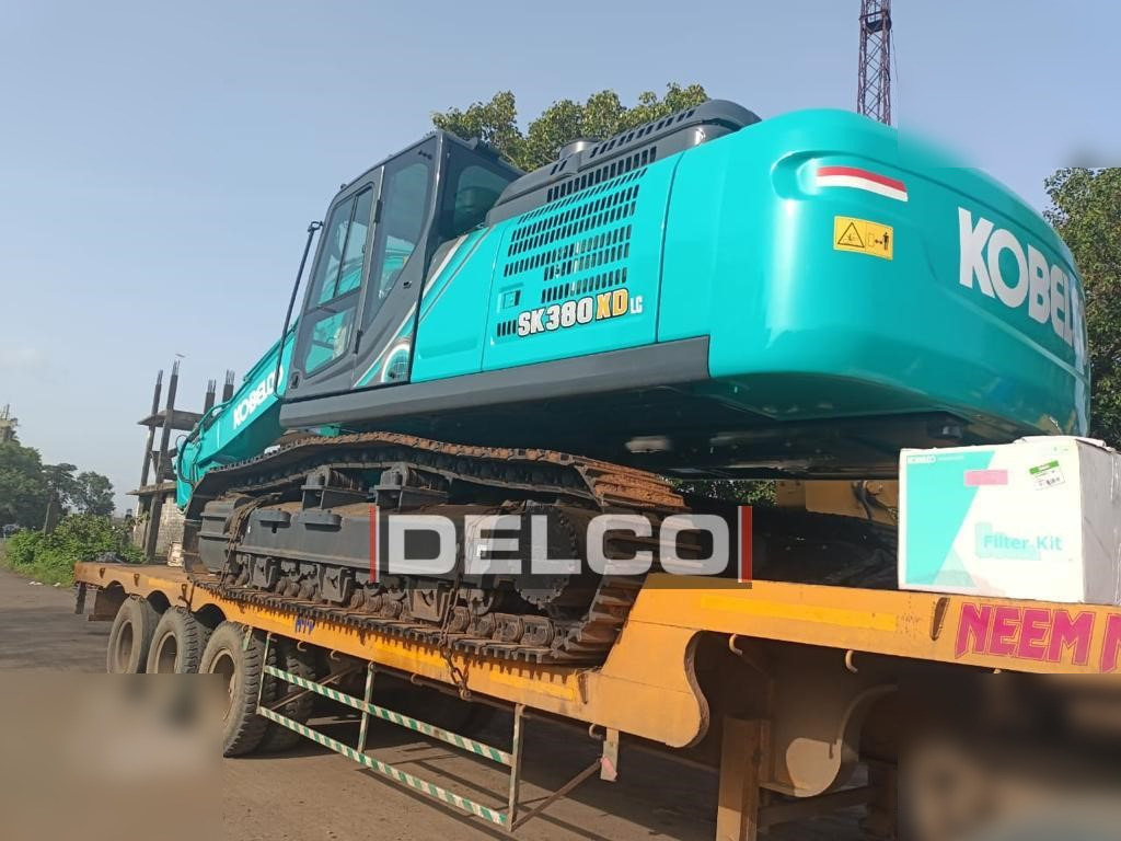KOBELCO SK380XD LC-10 - Bager guseničar: slika 3 KOBELCO SK380XD LC-10 - Bager guseničar: slika 3