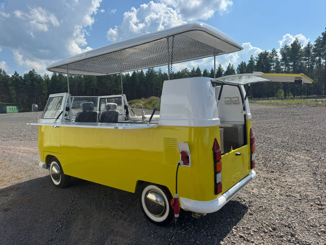 Event Mobil Catering Foodtruck - Hrana kamion: slika 3 Event Mobil Catering Foodtruck - Hrana kamion: slika 3