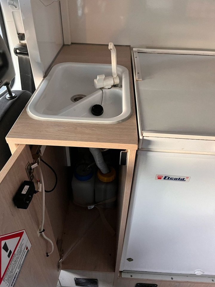 Iveco Daily SB Mobil - Hrana kamion: slika 4 Iveco Daily SB Mobil - Hrana kamion: slika 4