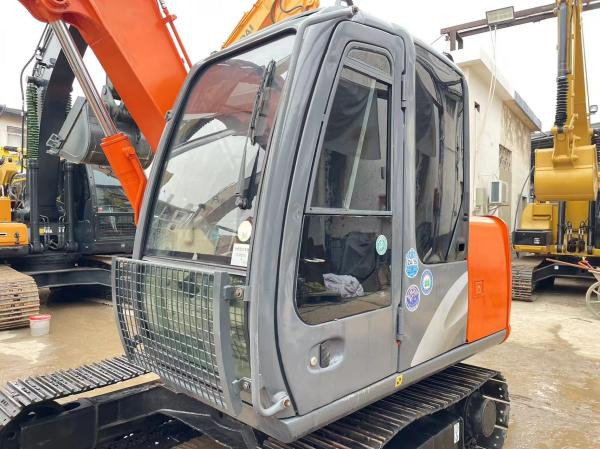 Hitachi zaxis 70 - Bager guseničar: slika 2 Hitachi zaxis 70 - Bager guseničar: slika 2