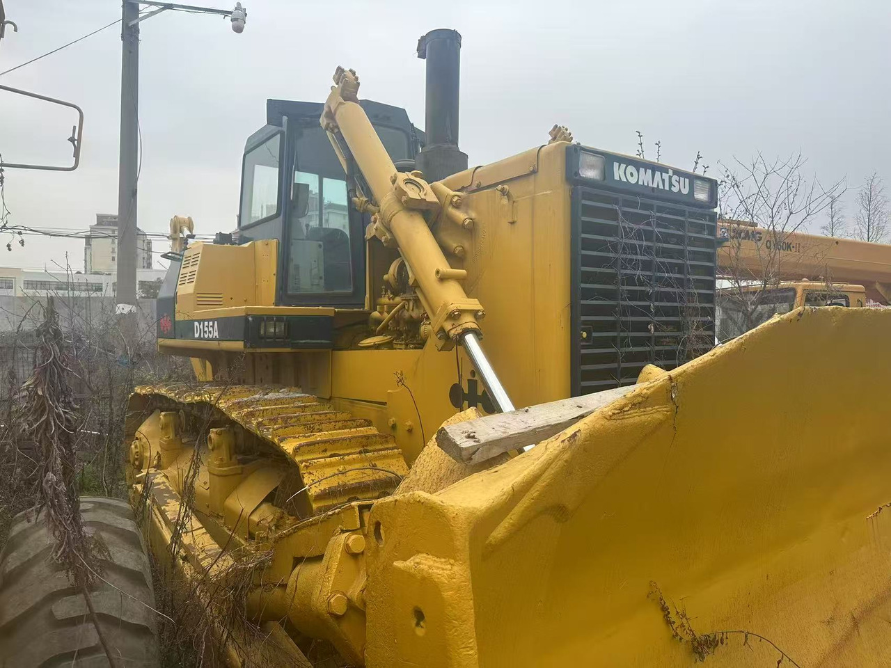 Komatsu K155-3 - Buldožer: slika 1 Komatsu K155-3 - Buldožer: slika 1