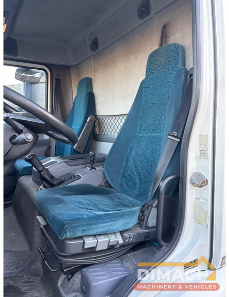 DAF FA LF45.150 4 paards, laadlift. Horsetruck NL truck - Kamion za prevoz konja: slika 3 DAF FA LF45.150 4 paards, laadlift. Horsetruck NL truck - Kamion za prevoz konja: slika 3