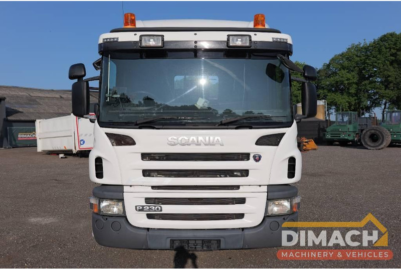 Scania P230 P 230 Euro 5 6x2*4 TOP!! Retarder right hand steer - Kamion sa golom šasijom i zatvorenom kabinom: slika 3 Scania P230 P 230 Euro 5 6x2*4 TOP!! Retarder right hand steer - Kamion sa golom šasijom i zatvorenom kabinom: slika 3