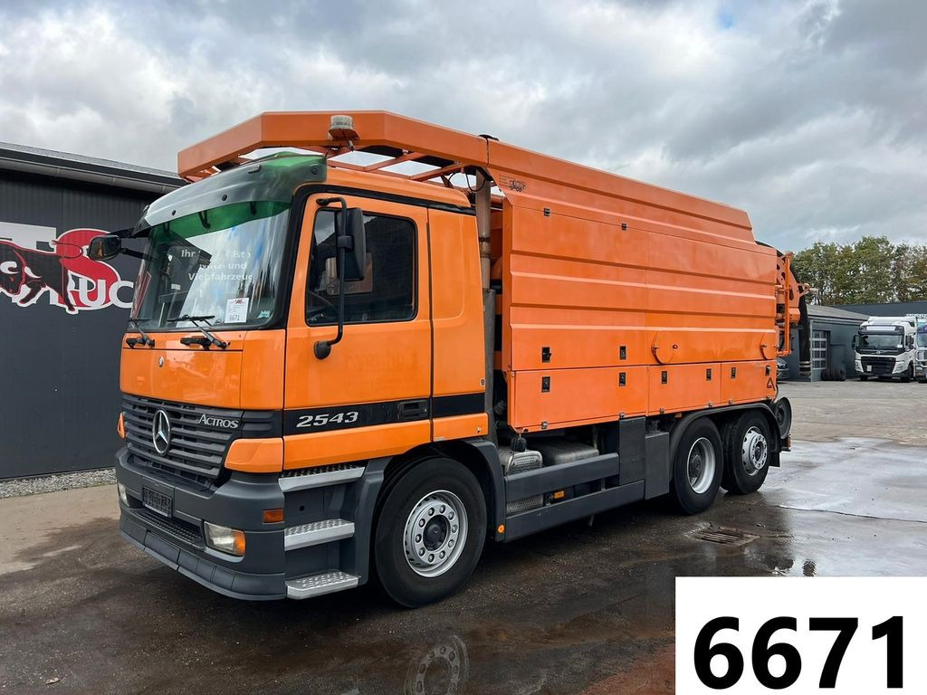Vakuumska cisterna Mercedes-Benz Actros 2543 EU3 6x2 Assmann Kanalreiniger: slika 1