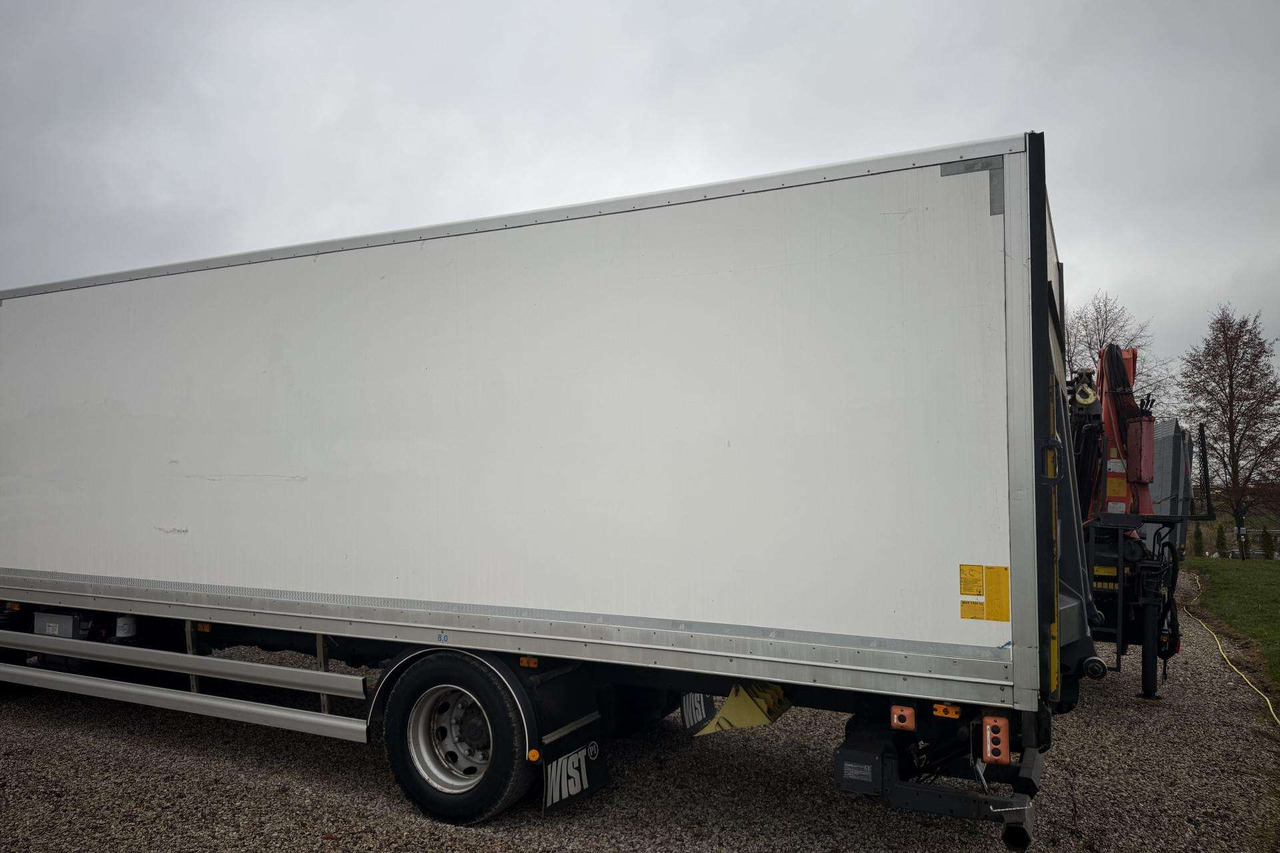 Volvo Kėbulas - Kamion sa zatvorenim sandukom: slika 2 Volvo Kėbulas - Kamion sa zatvorenim sandukom: slika 2