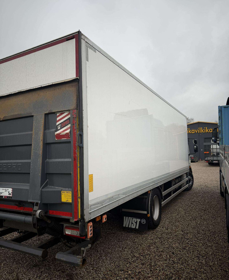 Volvo Kėbulas - Kamion sa zatvorenim sandukom: slika 3 Volvo Kėbulas - Kamion sa zatvorenim sandukom: slika 3