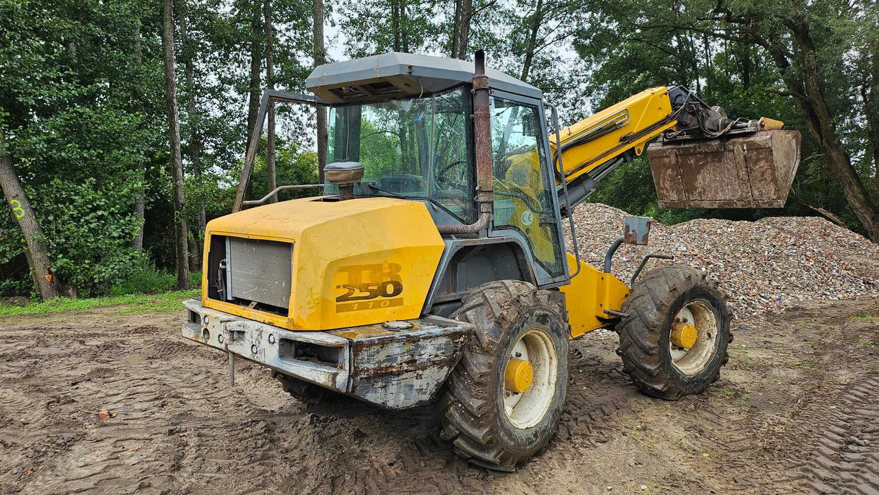 Ładowarka teleskopowa MATBRO TR250-110 Powershift jcb - Teleskopski utovarivač na točkovima: slika 2 Ładowarka teleskopowa MATBRO TR250-110 Powershift jcb - Teleskopski utovarivač na točkovima: slika 2