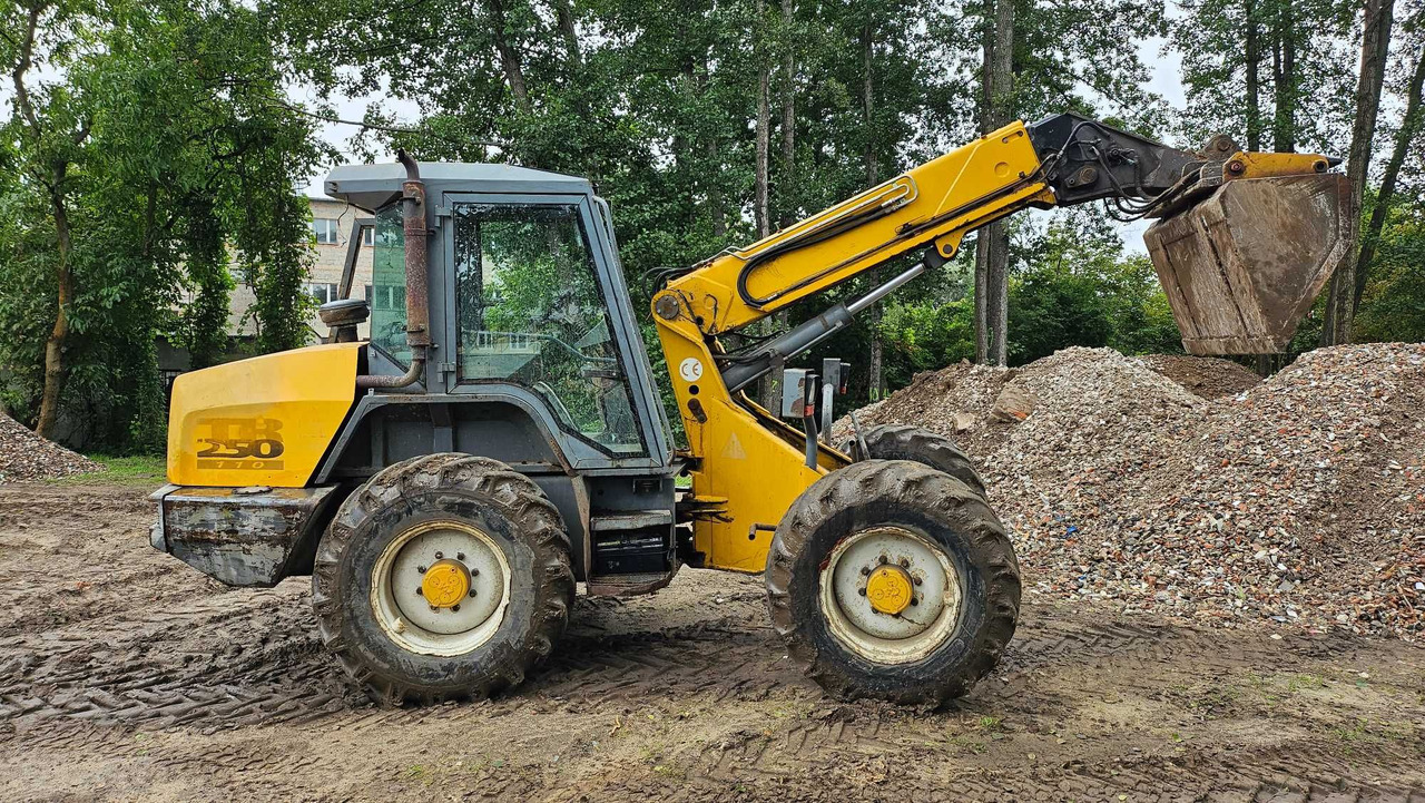 Ładowarka teleskopowa MATBRO TR250-110 Powershift jcb - Teleskopski utovarivač na točkovima: slika 1 Ładowarka teleskopowa MATBRO TR250-110 Powershift jcb - Teleskopski utovarivač na točkovima: slika 1