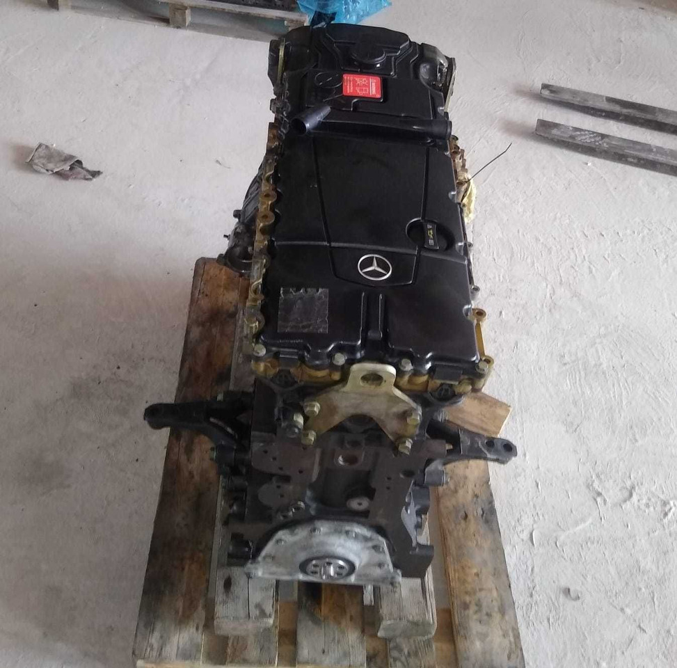 Glowica Mercedes om936 mp4 silnik euro6 Setra Class New Holland - Motor: slika 3 Glowica Mercedes om936 mp4 silnik euro6 Setra Class New Holland - Motor: slika 3