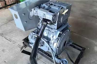 Regeneracja Remomty silnik DEUTZ BF D F TBD TCD TD 4M 6M 8L V12 V10 V8 - Komplet za remont motora za Kamion: slika 5 Regeneracja Remomty silnik DEUTZ BF D F TBD TCD TD 4M 6M 8L V12 V10 V8 - Komplet za remont motora za Kamion: slika 5