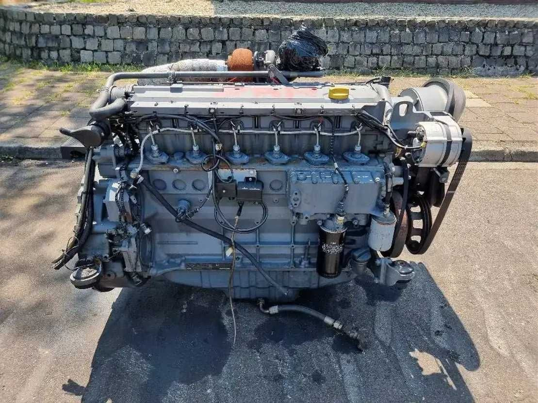 Regeneracja Remomty silnik DEUTZ BF D F TBD TCD TD 4M 6M 8L V12 V10 V8 - Komplet za remont motora za Kamion: slika 1 Regeneracja Remomty silnik DEUTZ BF D F TBD TCD TD 4M 6M 8L V12 V10 V8 - Komplet za remont motora za Kamion: slika 1