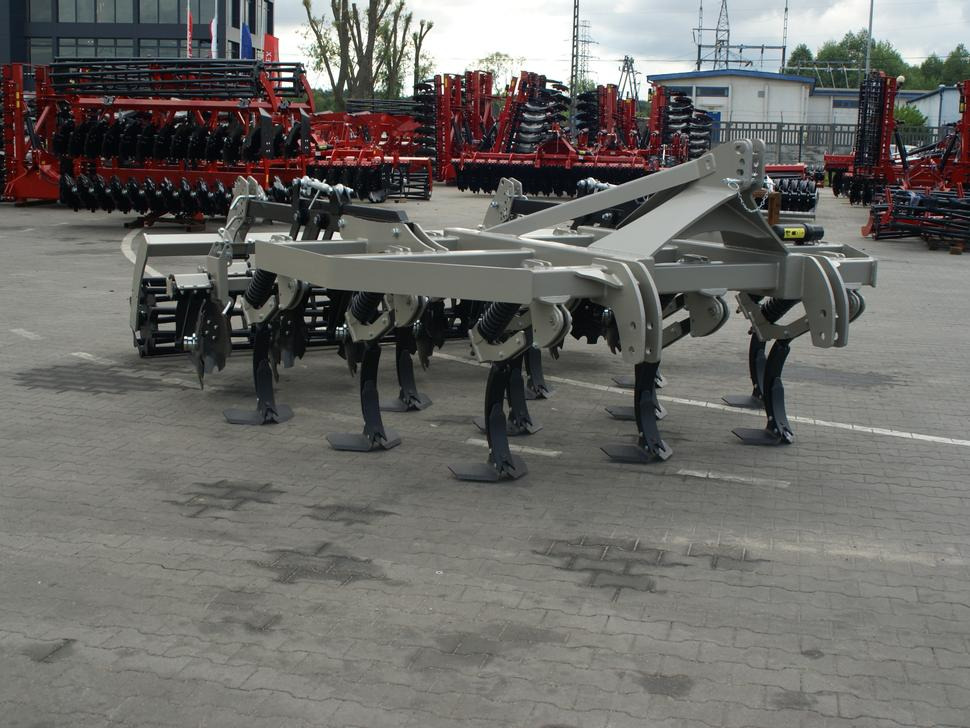 ROLEX Flügelschargrubber / No-till cultivator / Dechaumeur à dents / Aratri stoppiatori / Cultivador sin labranza / Культиватор No-till / Kultywator bezorkowy 3 m - Kultivator: slika 5 ROLEX Flügelschargrubber / No-till cultivator / Dechaumeur à dents / Aratri stoppiatori / Cultivador sin labranza / Культиватор No-till / Kultywator bezorkowy 3 m - Kultivator: slika 5