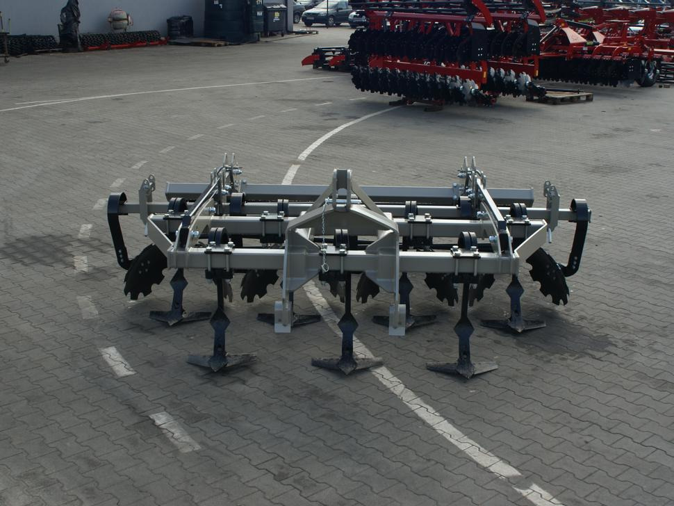 ROLEX Flügelschargrubber / Stubble cultivator / Dechaumeur à dents / Стерневой культиватор / Agregat podorywkowy 3 m - Kultivator: slika 4 ROLEX Flügelschargrubber / Stubble cultivator / Dechaumeur à dents / Стерневой культиватор / Agregat podorywkowy 3 m - Kultivator: slika 4