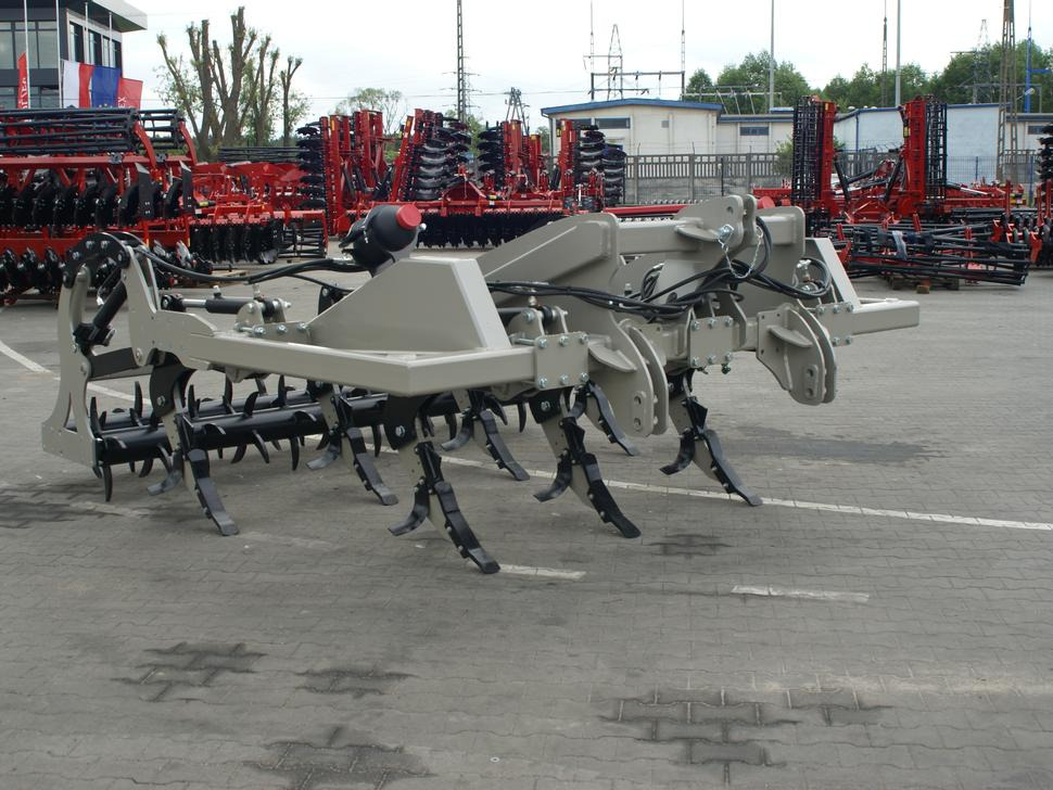 ROLEX Meißelpflug / Chisel plough / Decompacteur chisel / Aratro a scalpello Chisel / Чизельный плуг / Pług dłutowy 3 m - Podrivač: slika 5 ROLEX Meißelpflug / Chisel plough / Decompacteur chisel / Aratro a scalpello Chisel / Чизельный плуг / Pług dłutowy 3 m - Podrivač: slika 5