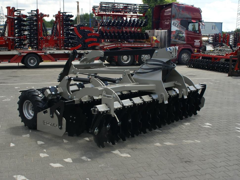 ROLEX Scheibenegge / Disc harrow with hydropack and tire roller / Dechaumeur à disques / Erpice a dischi / Дисковая борона с гидропаком и колёсным катком / Agregat talerzowy uprawowy z hydropackiem i - Tanjirača: slika 5 ROLEX Scheibenegge / Disc harrow with hydropack and tire roller / Dechaumeur à disques / Erpice a dischi / Дисковая борона с гидропаком и колёсным катком / Agregat talerzowy uprawowy z hydropackiem i - Tanjirača: slika 5