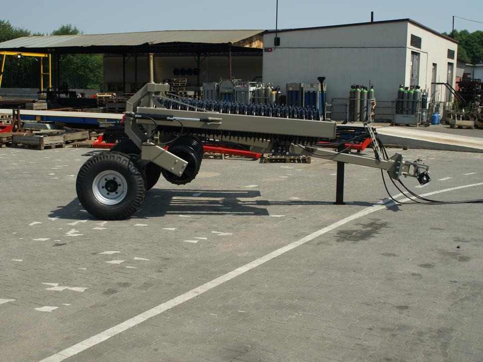 Rolex Ackerwalze / Sowing roller / Rouleau Cambridge / Attrezzi per rullatura / Rodillo / Посевной каток / Wał posiewny 6,3 m - Valjak za poljoprivredu: slika 3 Rolex Ackerwalze / Sowing roller / Rouleau Cambridge / Attrezzi per rullatura / Rodillo / Посевной каток / Wał posiewny 6,3 m - Valjak za poljoprivredu: slika 3