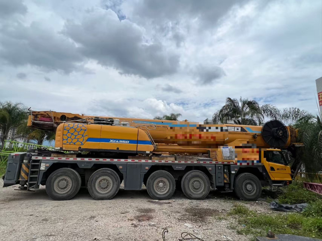XCMG XCA220 - Autokran za sve terene: slika 1 XCMG XCA220 - Autokran za sve terene: slika 1