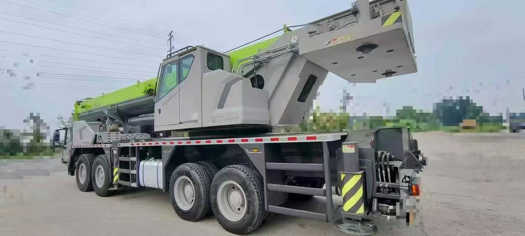 ZOOMLION 1000V5 - Autodizalica: slika 3 ZOOMLION 1000V5 - Autodizalica: slika 3