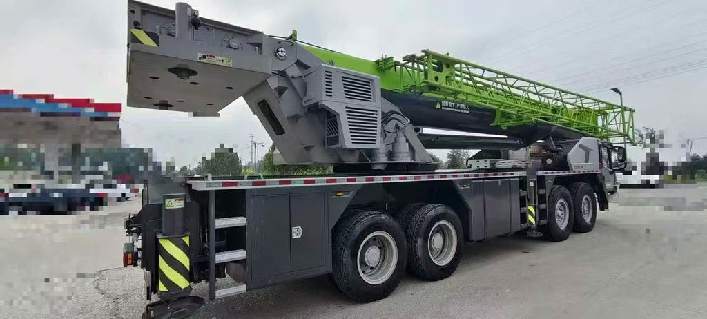 ZOOMLION 1000V5 - Autodizalica: slika 2 ZOOMLION 1000V5 - Autodizalica: slika 2