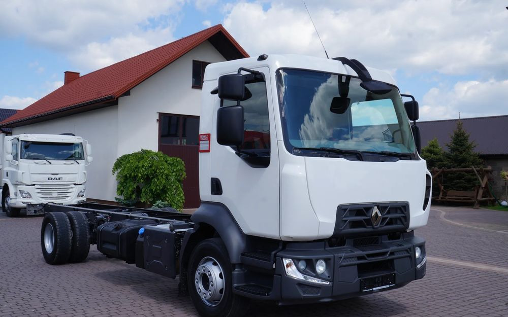 Renault RENAULT GAMA D 16.210 EURO 6 RAMA DO ZABUDOWY 16.000 KG VOLVO FL - Kamion sa golom šasijom i zatvorenom kabinom: slika 1 Renault RENAULT GAMA D 16.210 EURO 6 RAMA DO ZABUDOWY 16.000 KG VOLVO FL - Kamion sa golom šasijom i zatvorenom kabinom: slika 1