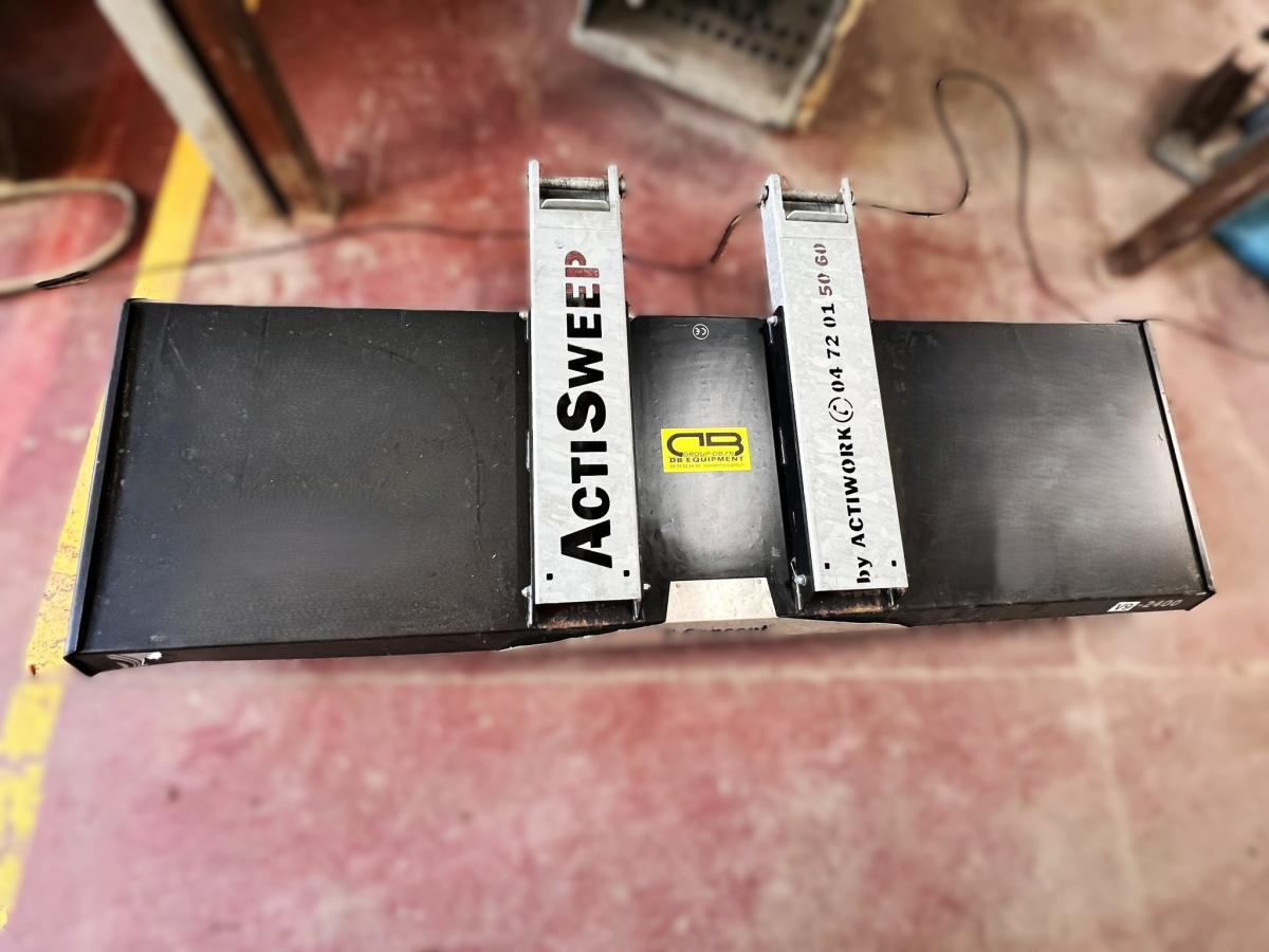 ACTISWEEP VO 2400 Méga balai pousseur pour fourches - Metle: slika 2 ACTISWEEP VO 2400 Méga balai pousseur pour fourches - Metle: slika 2