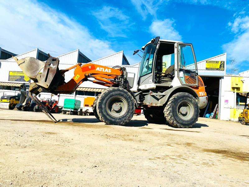 ATLAS Chargeuse avec tourelle 75 S - Utovarivač točkaš: slika 2 ATLAS Chargeuse avec tourelle 75 S - Utovarivač točkaš: slika 2