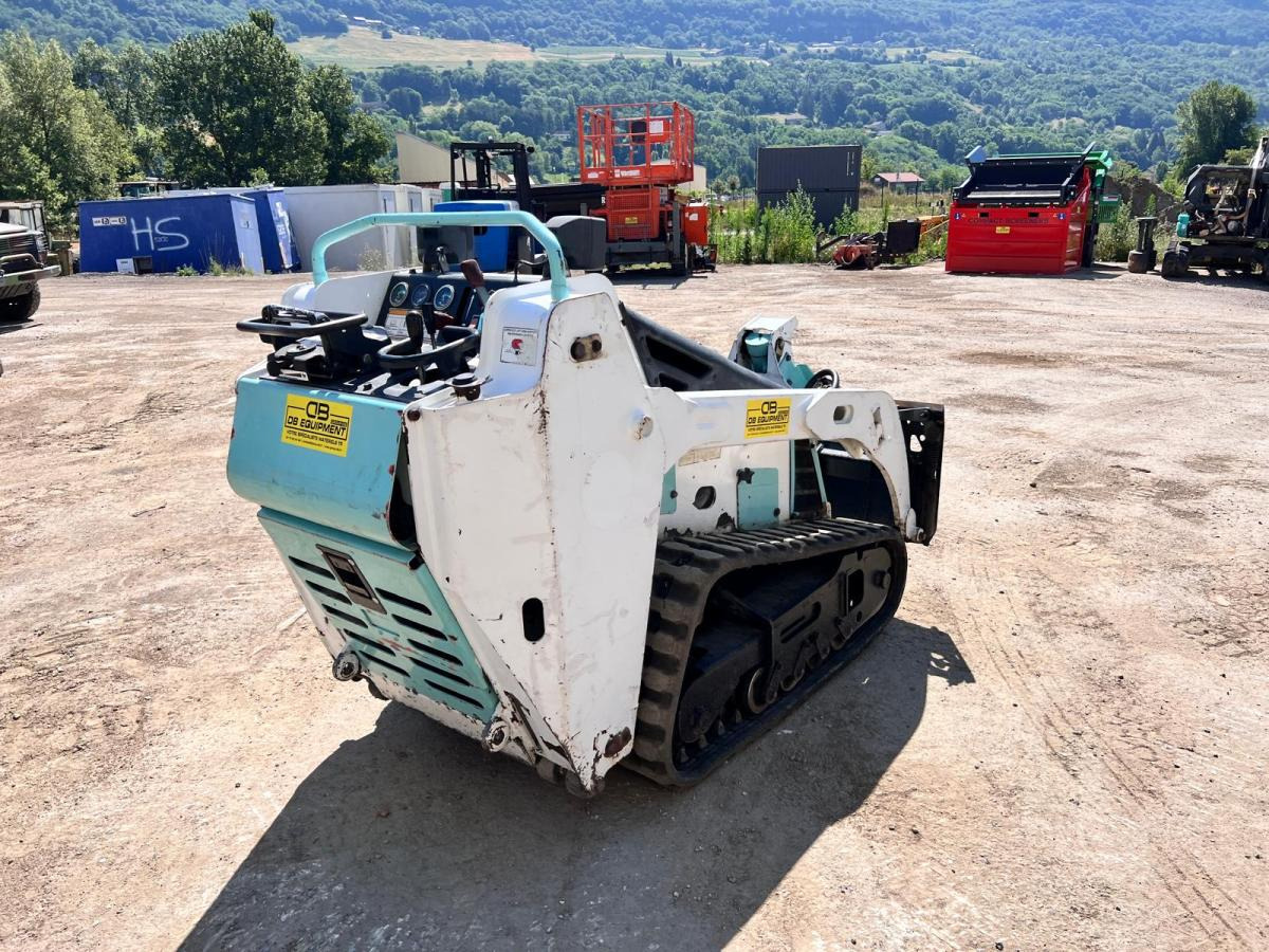 Bobcat MT55 MINI CHARGEUSE SKID A CHENILLE - Kompaktni utovarivač guseničar: slika 4 Bobcat MT55 MINI CHARGEUSE SKID A CHENILLE - Kompaktni utovarivač guseničar: slika 4
