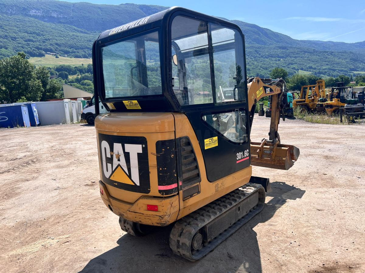 Caterpillar 301.6C MINIPELLE 1,7T (NET DE TVA) - Mini bager: slika 4 Caterpillar 301.6C MINIPELLE 1,7T (NET DE TVA) - Mini bager: slika 4