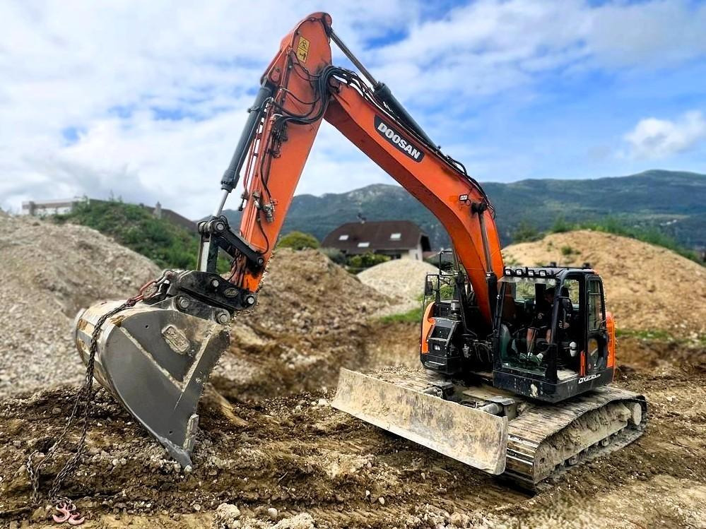 Doosan DX235 LCR-5 PELLE A CHENILLES 26T - Bager guseničar: slika 1 Doosan DX235 LCR-5 PELLE A CHENILLES 26T - Bager guseničar: slika 1