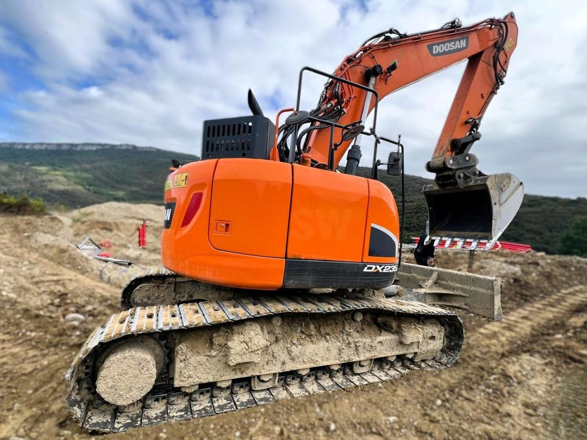 Doosan DX235 LCR-5 PELLE A CHENILLES 26T - Bager guseničar: slika 4 Doosan DX235 LCR-5 PELLE A CHENILLES 26T - Bager guseničar: slika 4