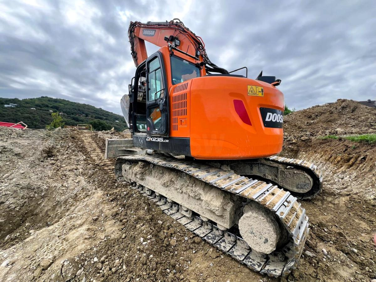 Doosan DX235 LCR-5 PELLE A CHENILLES 26T - Bager guseničar: slika 2 Doosan DX235 LCR-5 PELLE A CHENILLES 26T - Bager guseničar: slika 2