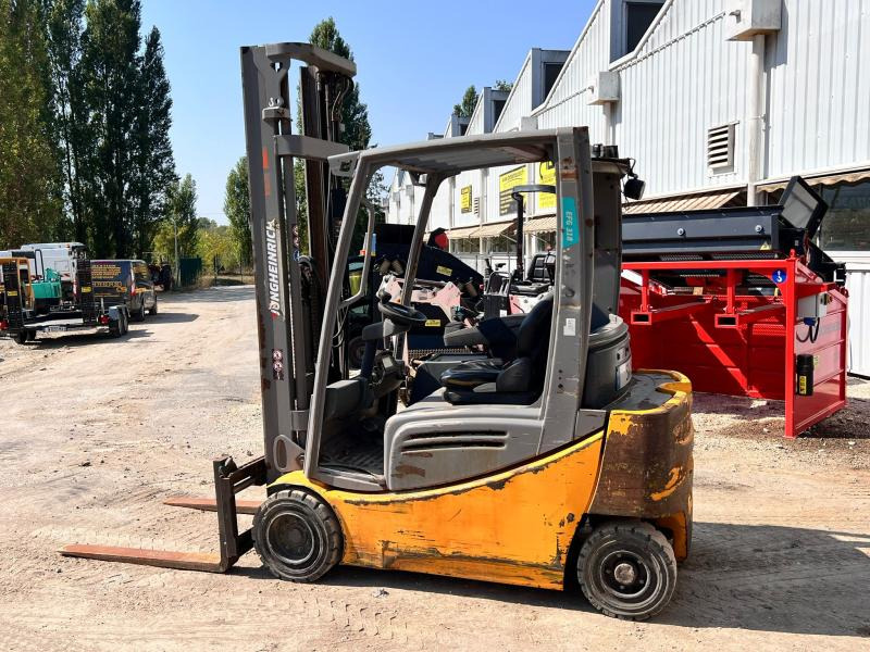 Jungheinrich EFG318 400ZZ Chariot élévateur électrique 1,8T - Električni viljuškar: slika 2 Jungheinrich EFG318 400ZZ Chariot élévateur électrique 1,8T - Električni viljuškar: slika 2