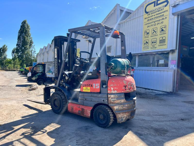 Toyota 426 FGF15 CHARIOT ELEVATEUR A GAZ 1,5T 4,3m - Gasni viljuškar: slika 2 Toyota 426 FGF15 CHARIOT ELEVATEUR A GAZ 1,5T 4,3m - Gasni viljuškar: slika 2