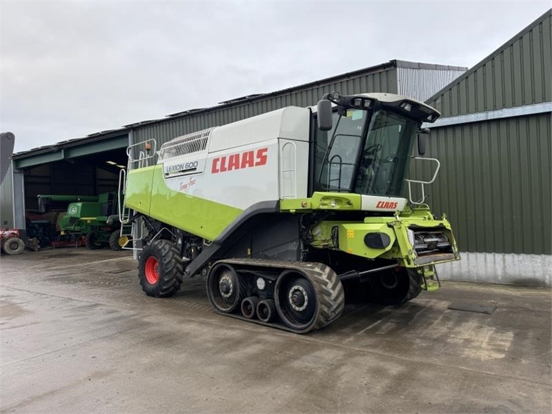 Claas Lexion 600TT c/w V1200 Header - Dodatak za kombajn: slika 1 Claas Lexion 600TT c/w V1200 Header - Dodatak za kombajn: slika 1